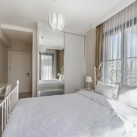Luxury Sea View Two Bedroom In Bogaz-all Facilities In One Spot Apartment *